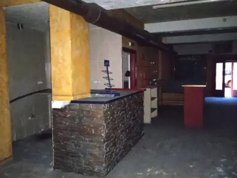 Local comercial en calle Avinguda en Joan Carles I, 59