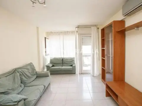 Apartment in Figueres
