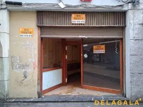 Local comercial en Areeta