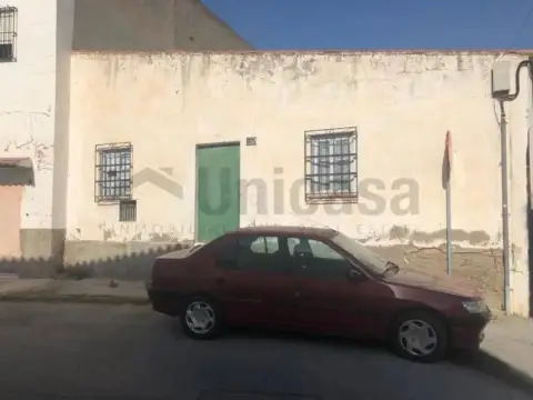 Local comercial en Puertosol-El Limonero-El Tomillar