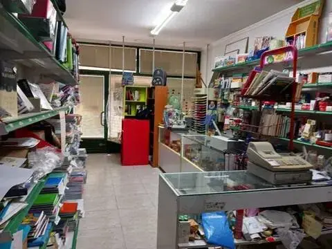 Local comercial en Plaza de Toros-La Guija-Santa María-Ciudad Jardín-Los Rosales