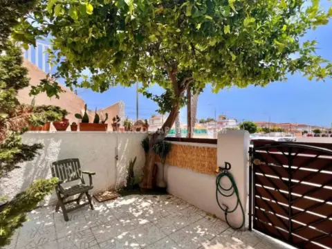 Chalet en Los Narejos