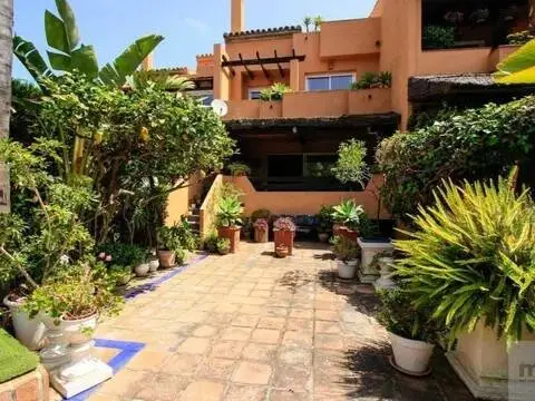 Chalet en Lomas de Marbella Club-Puente Romano