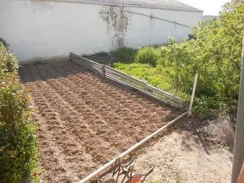 Chalet en Manzanares de Rioja