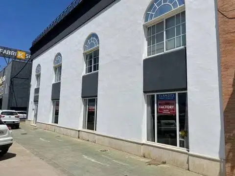 Nave industrial en calle Polysol Uno
