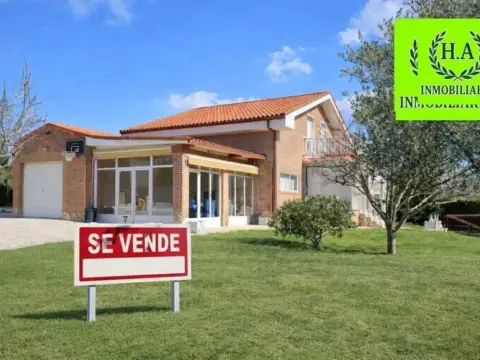 Chalet en Pedrezuela