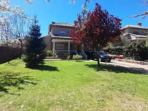 Chalet en Pedrezuela