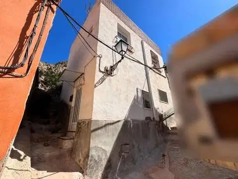 Casa rústica en Blanca