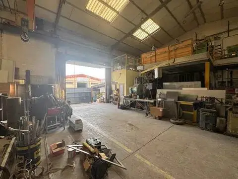 Nave industrial en Castellar del Vallès