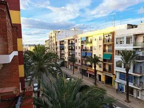 Piso en Nou Centre