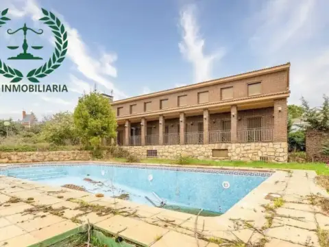Chalet en Pedrezuela