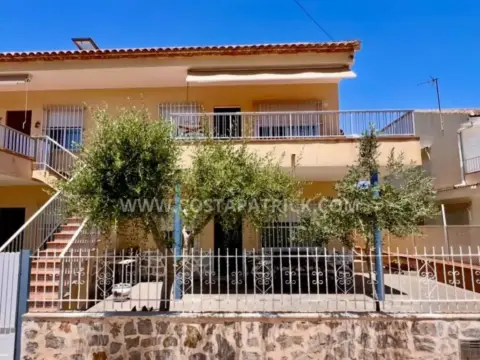 Chalet en Los Alcázares