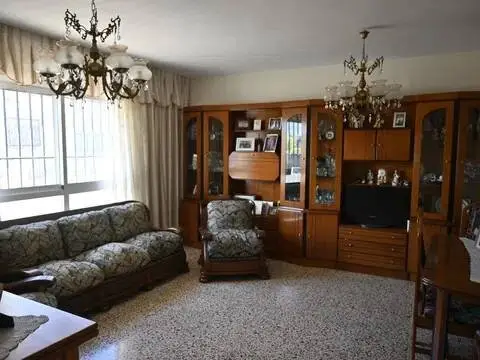Casa adosada en calle Pico Veleta