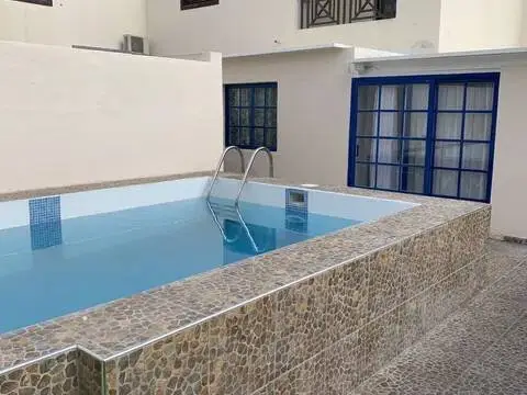 Casa adosada en Caleta de Caballo
