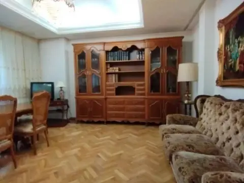 Chalet en calle de Zapardiel