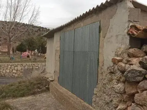 Casa rústica en calle Camino Albarracin No Number