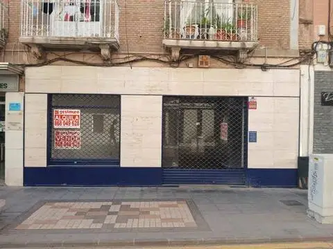 Local comercial en Casco Antiguo