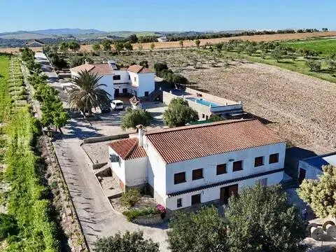 Casa rústica en calle Lugar Parrilla Alta, 32