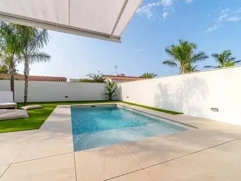 Casa en Carrer d'Edmund Halley