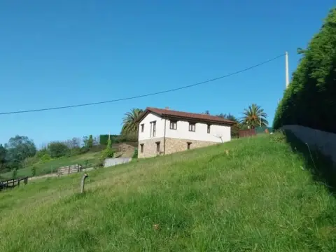 Terreno en calle Lugar Castro, 120