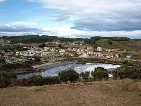Terreno en Castrillón