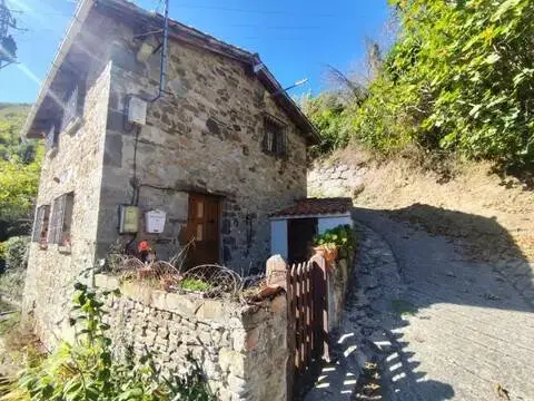 Chalet en Bárzana de Quirós