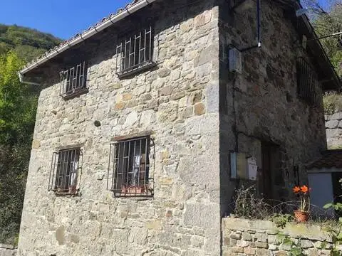 Chalet en Bárzana de Quirós