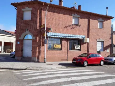 Chalet en Medina del Campo