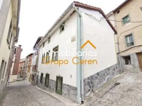 Chalet en Cerezo de Río Tirón