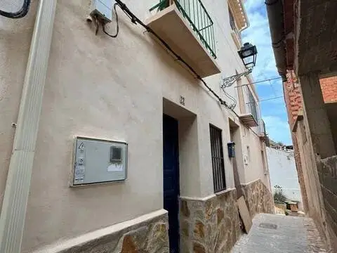 Casa rústica en Blanca