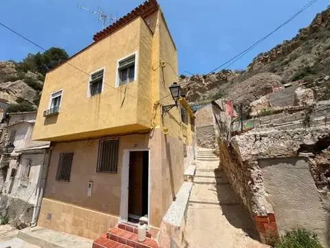 Casa rústica en Blanca