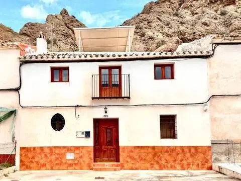 Casa rústica en Blanca