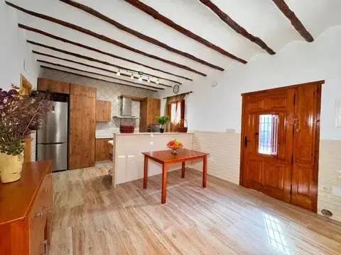 Casa rústica en Blanca
