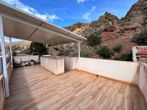 Casa rústica en Blanca