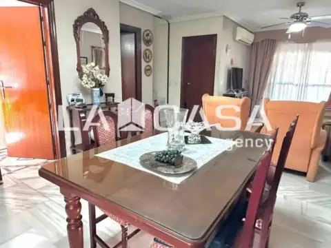 Chalet en Gelves