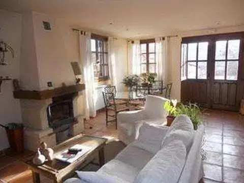 Chalet en Santurde