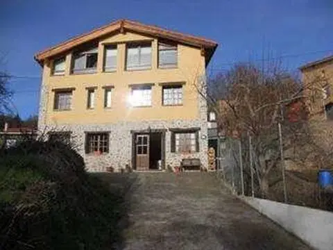 Chalet en Santurde