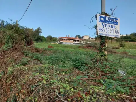 Terreno en calle Carretera A Molleda, 1