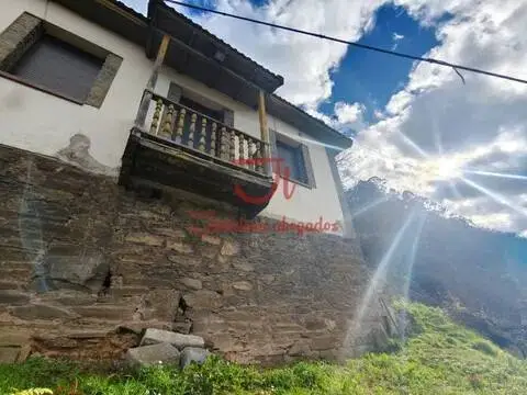 Chalet en Santa Marina-Uxo