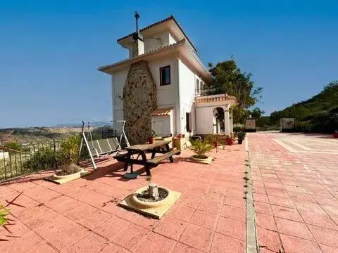 Chalet en Ojós