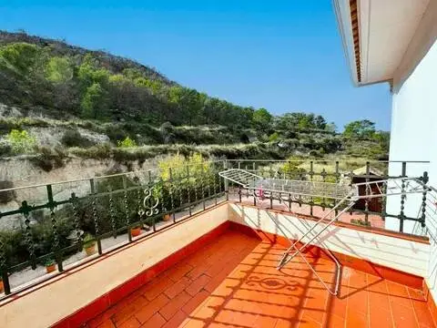 Chalet en Ojós