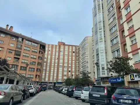Local comercial en San Pedro y San Felices-San Agustín-Parque Europa