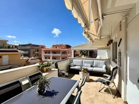 Piso en calle Pleamar