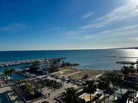Piso en Playa Bajadilla-Puertos