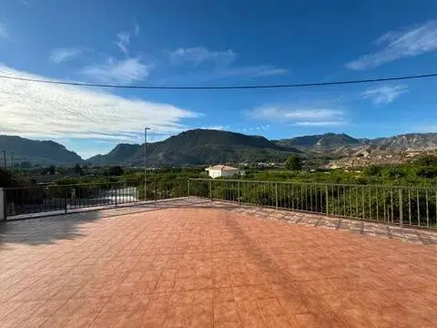 Chalet en Blanca