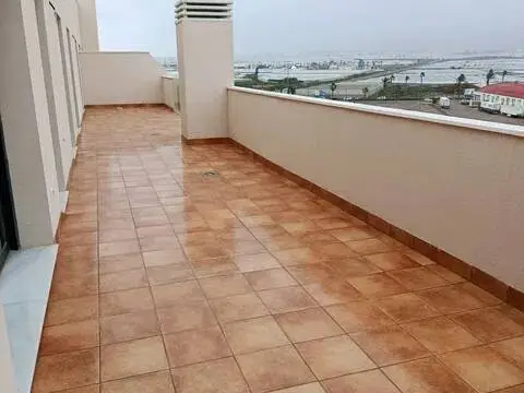 Ático en Avenida Reino de España
