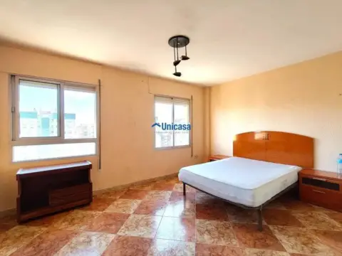 Piso en Portada Alta-Camino de Antequera