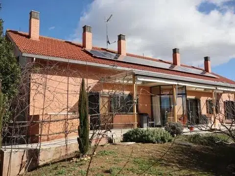 Chalet en Valdetorres de Jarama