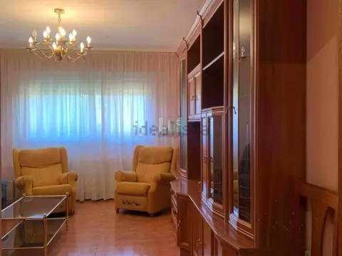 Piso en Hospital-Parque Sur