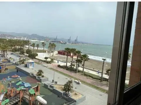 Piso en Santa Paula-La Paz-Los Guindos-Parque Mediterráneo